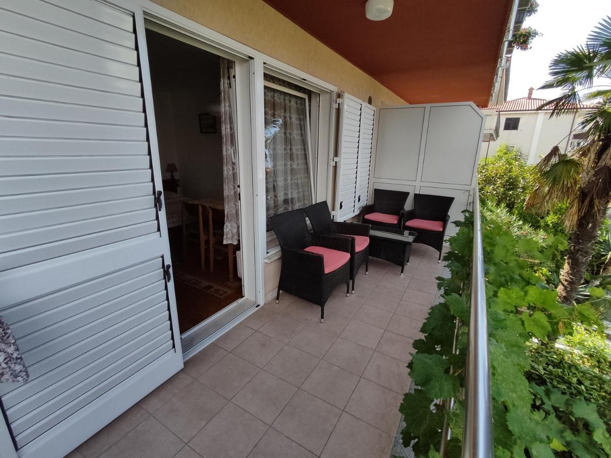 Apartments Samec Изола Экстерьер фото